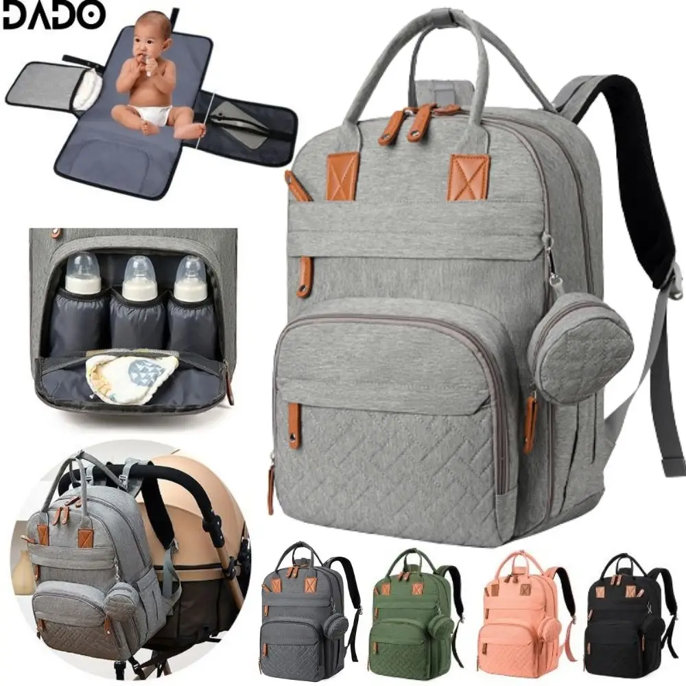 Sac déplié avec tapis à langer et coloris du vendeur